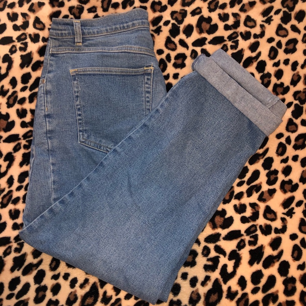 🌼 super cute mom jeans 🌼